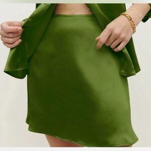 Aritzia Green Skirt